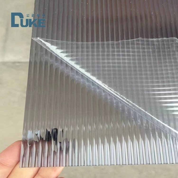Carta acrilica a strisce trasparente a forma di V, resistente alle sostanze chimiche, spessore di 6 mm e 10 mm, con un design resistente