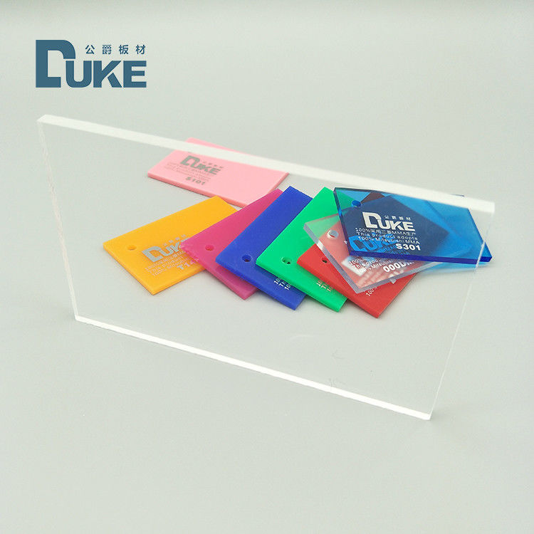 pannello di plexiglass trasparente con servizio di taglio laser personalizzato per il display